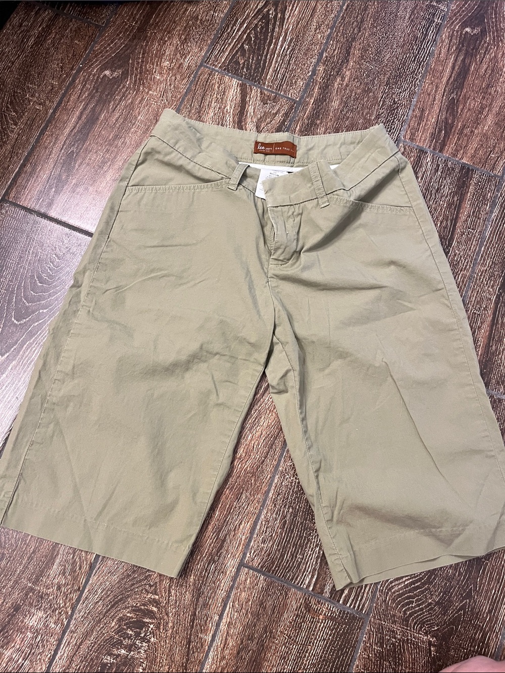 Lee Women's Khaki Bermuda Shorts
